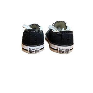 Black Converse Infant 6 / 2 years in age and up